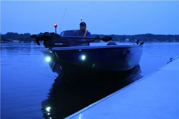 Hovedbilde Attwood Bauglys Chrome LED 5W, 12V